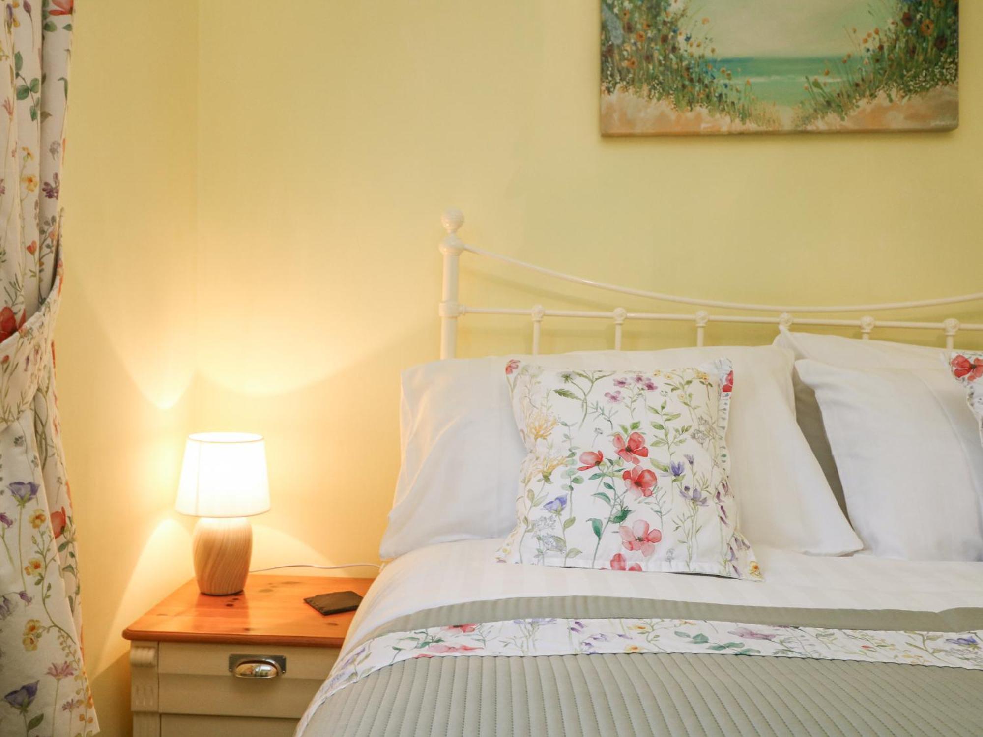 The Roost Villa Camborne Bagian luar foto
